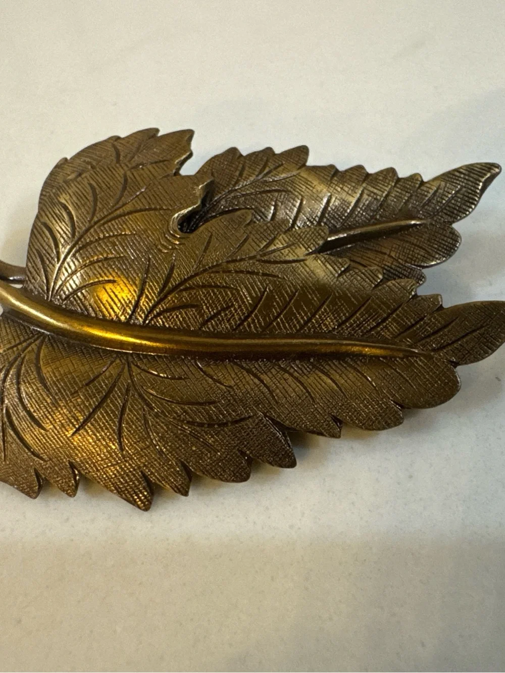 Vintage Fall Autumn Double Leaf Brooch Brass Bronze Tone Brooch Pin Metal